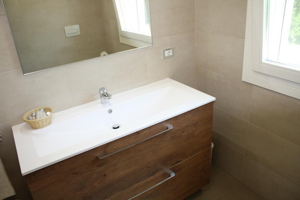 Elis' Rooms Sernaglia della Battaglia Rum bild